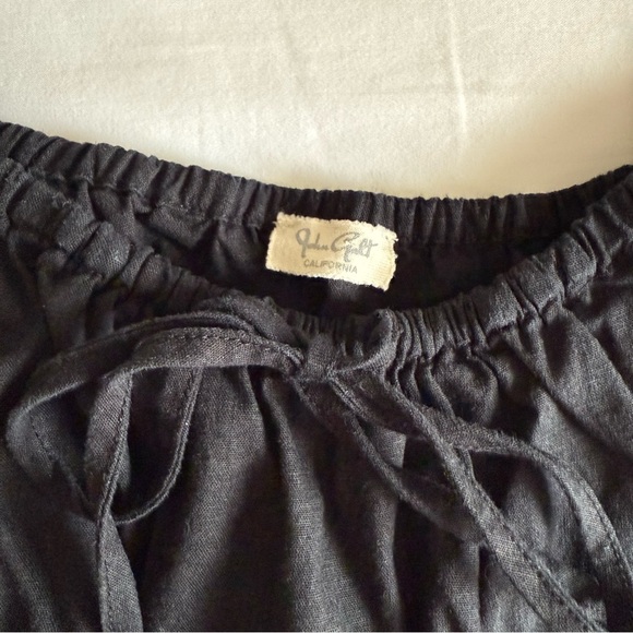 Brandy Melville Black Smocked Top - Picture 2 of 7